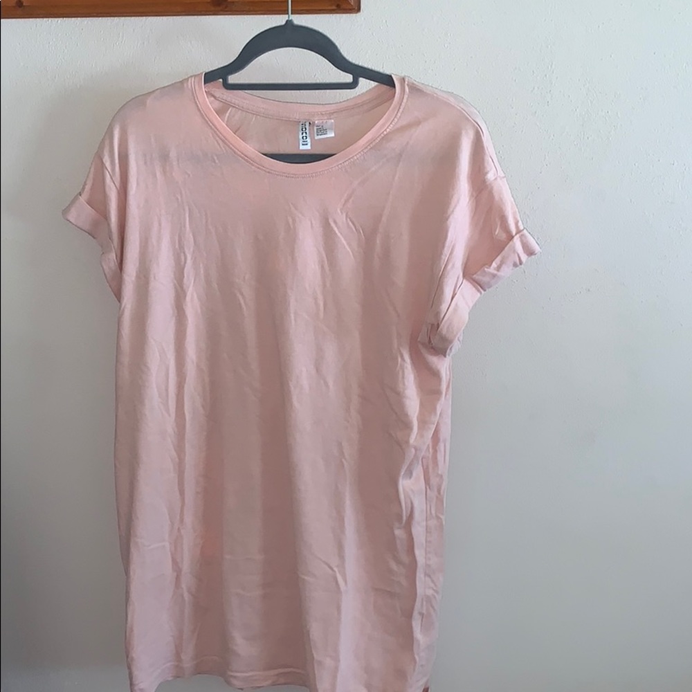 Pastel pink t shirt